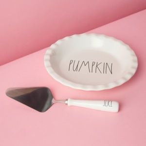 RAE DUNN 2pc Pumpkin Pie Dish And Server Set